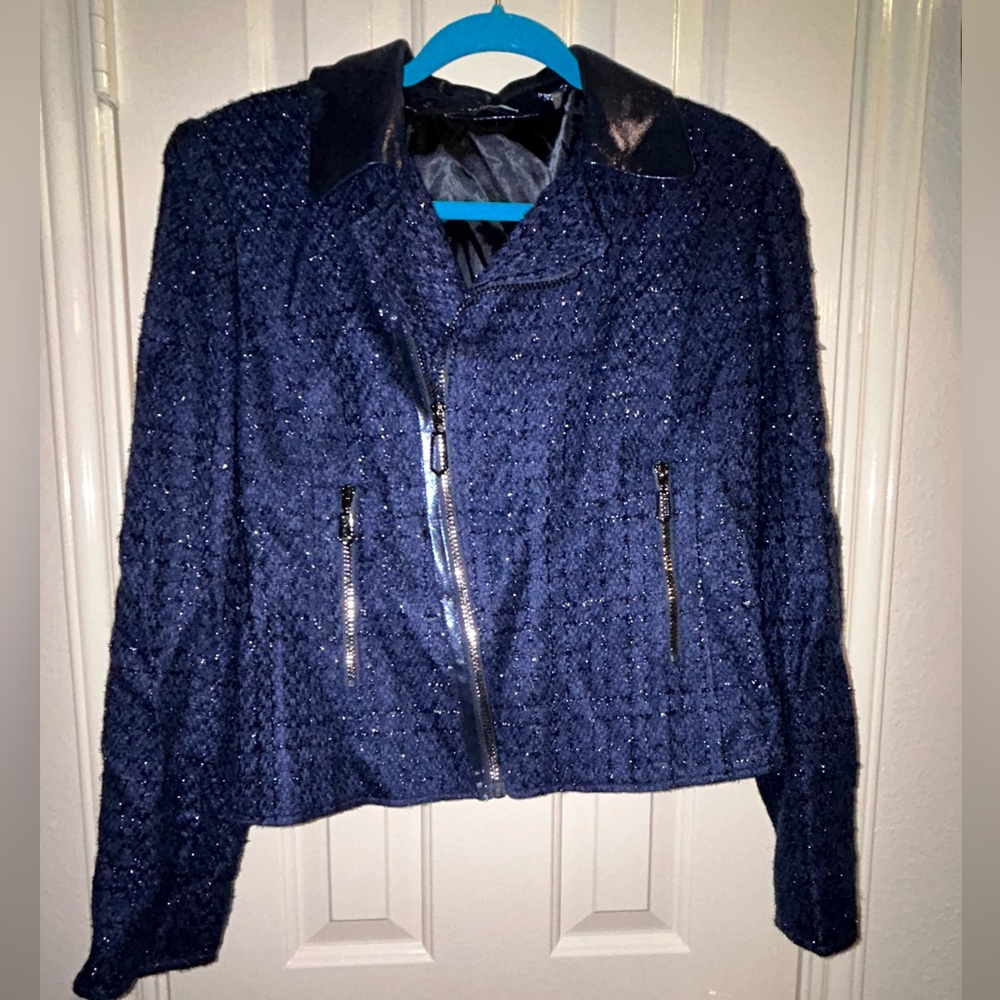 Preloved T Tahari Blue sparkly zipoer Jacket